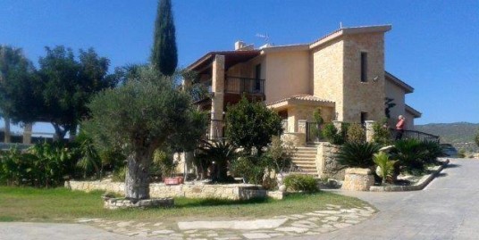 4 Bedroom Detached house in Paraklisha