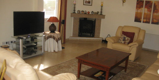 4 Bedroom Detached Bungalow in Erimi