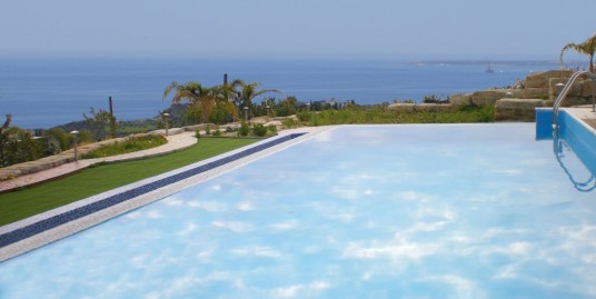 Brand New 5 Bedroom Villa with sea view