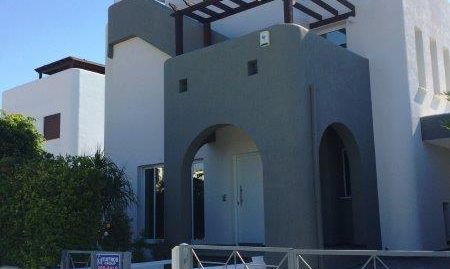 4 Bedroom Detached House in Ayios Tychonas