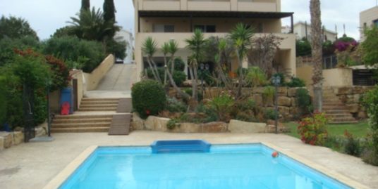 5 Bedroom Detached house in Germasogeia