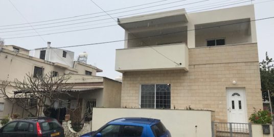 4 Bedroom detached house in city center